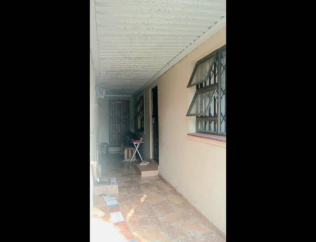 2 BEDROOM HOUSE FOR SALE IN ESIKHAWINI H